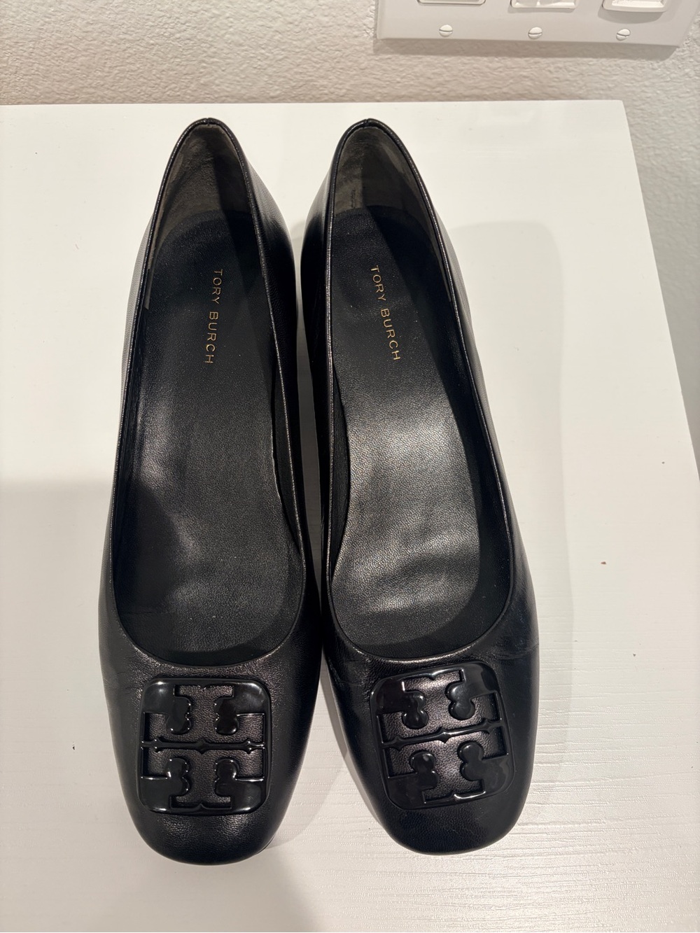 Tory Burch Black Leather Logo Square-Toe 1 inch heels